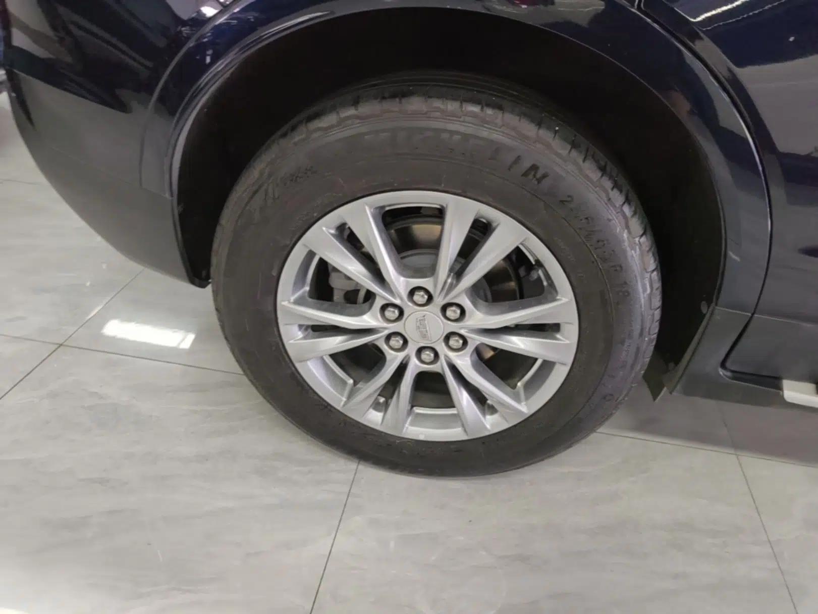 Cadillac XT5 2021 2.0T Two-Wheel Drive Luxury Version — миниатюра 11