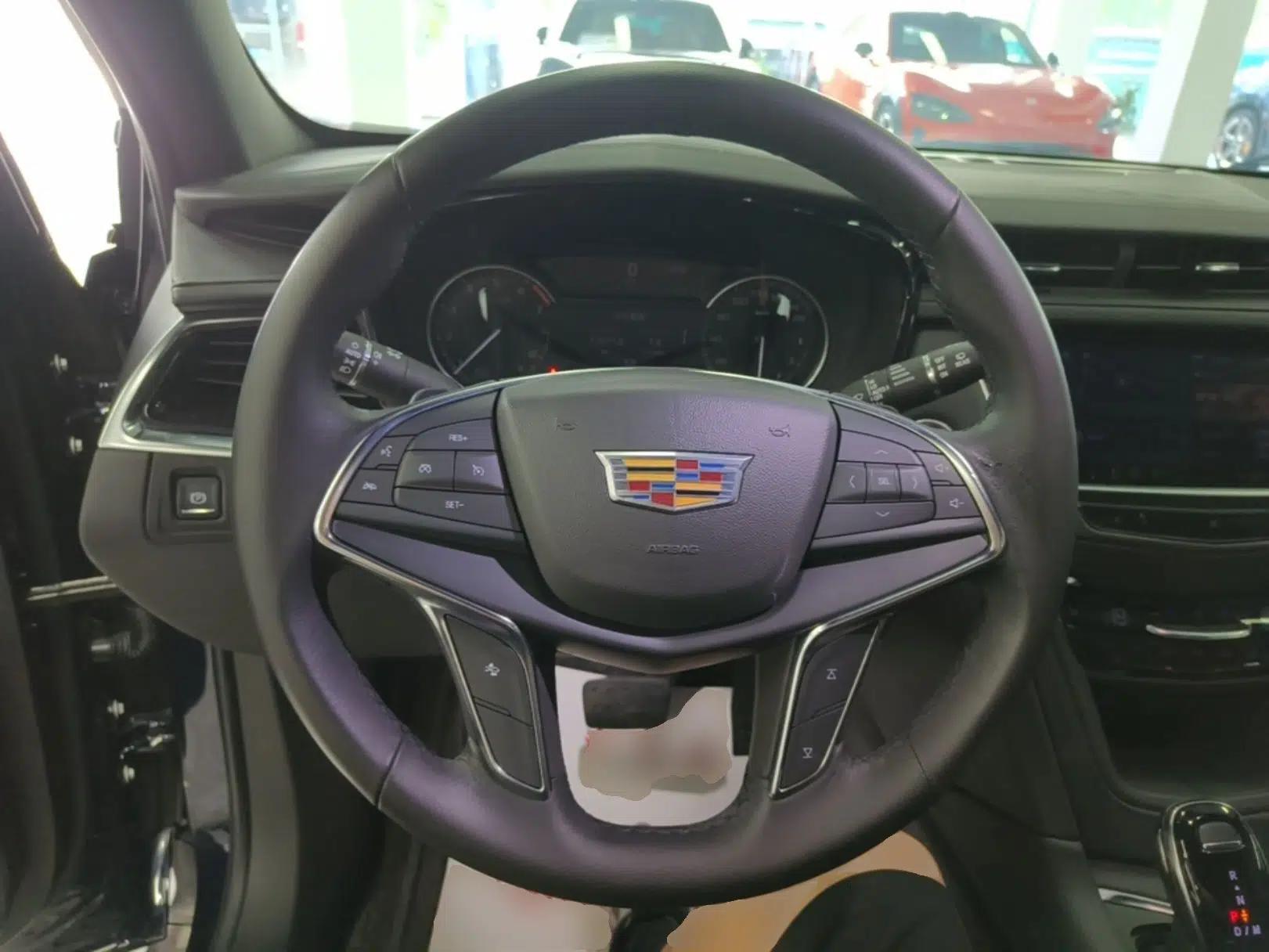 Cadillac XT5 2021 2.0T Two-Wheel Drive Luxury Version — миниатюра 13