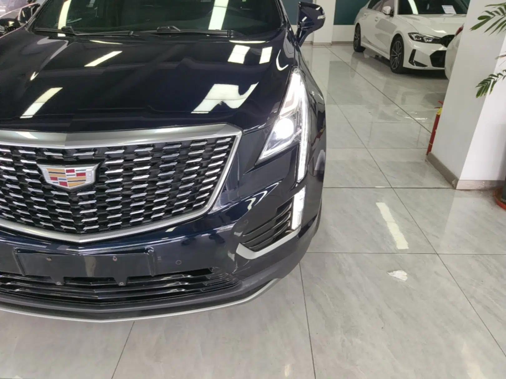 Cadillac XT5 2021 2.0T Two-Wheel Drive Luxury Version — миниатюра 8