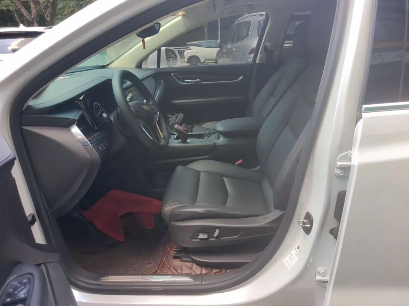 Cadillac XT5 2018 25T Luxury Model — миниатюра 17