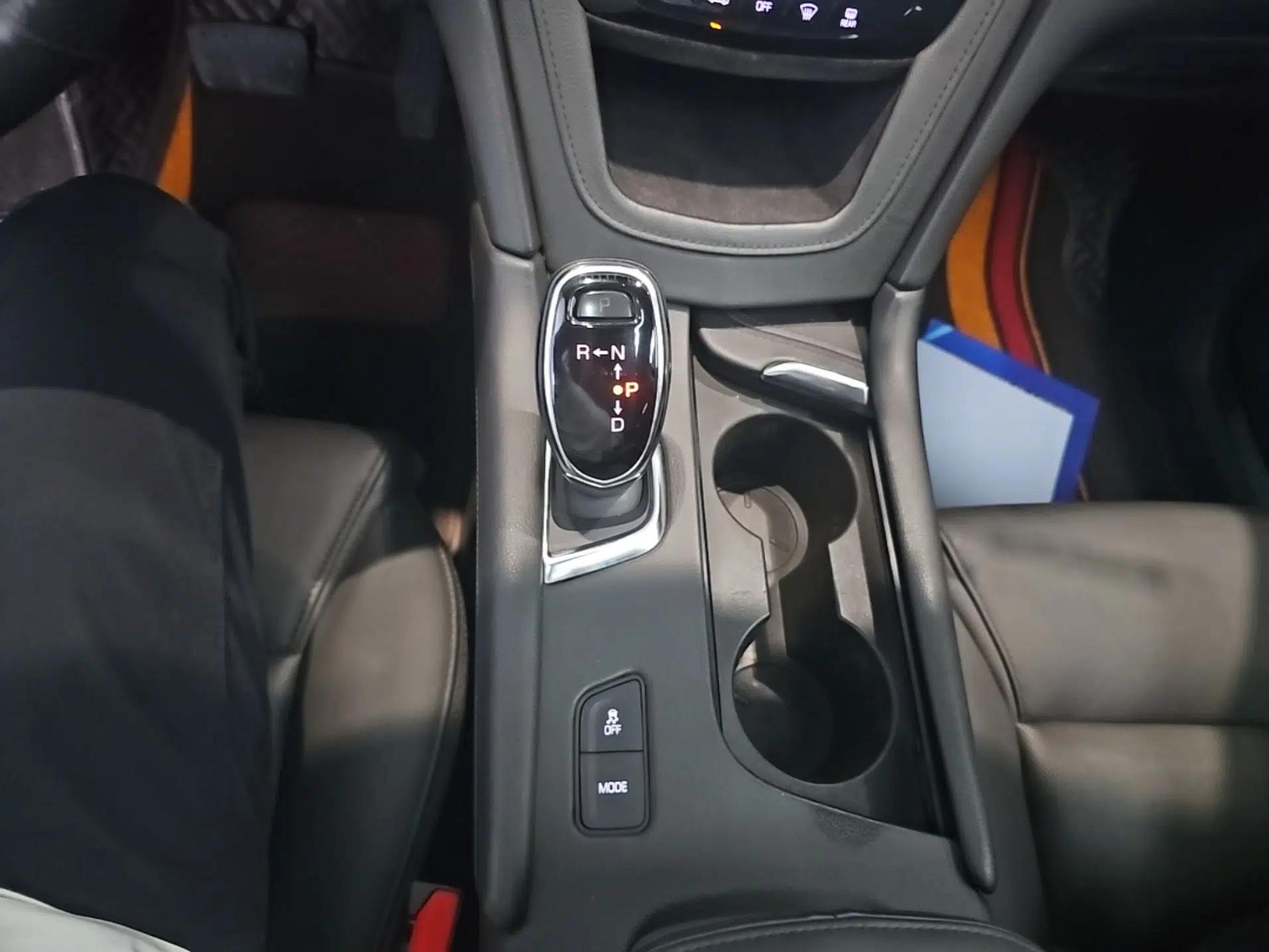 Cadillac XT5 2016 25T Luxury Model — миниатюра 21