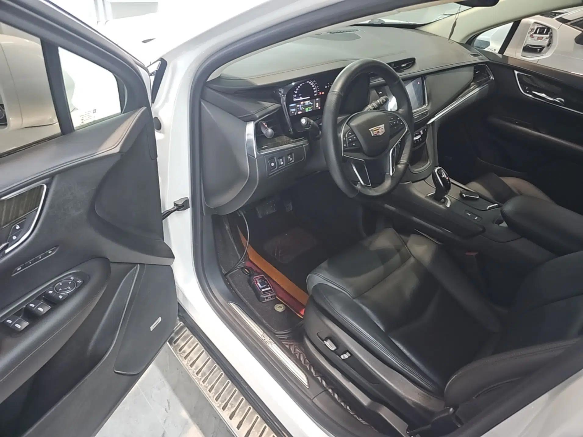 Cadillac XT5 2016 25T Luxury Model — миниатюра 23