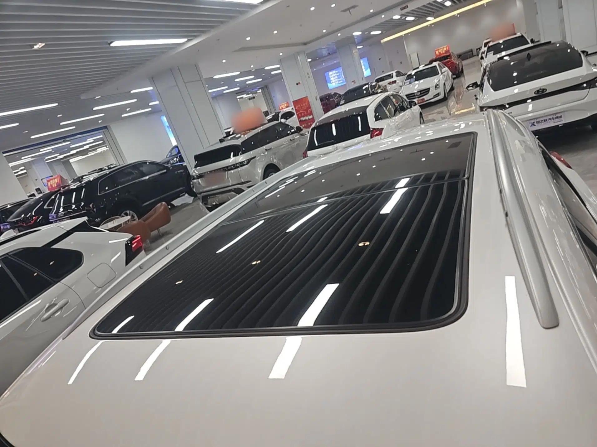 Cadillac XT5 2016 25T Luxury Model — миниатюра 7