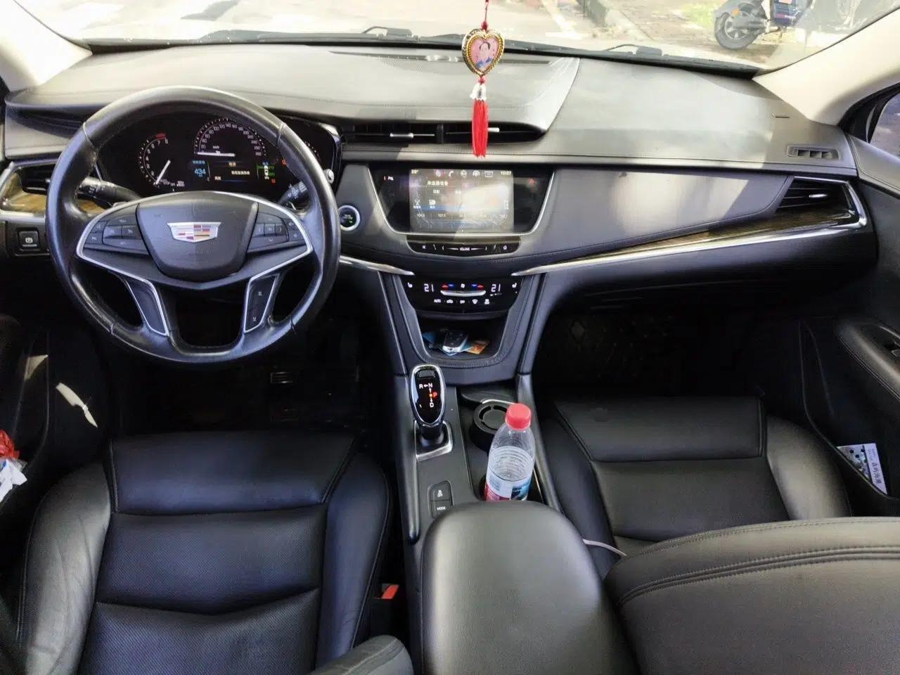Cadillac XT5 2016 25T Luxury Model — миниатюра 9