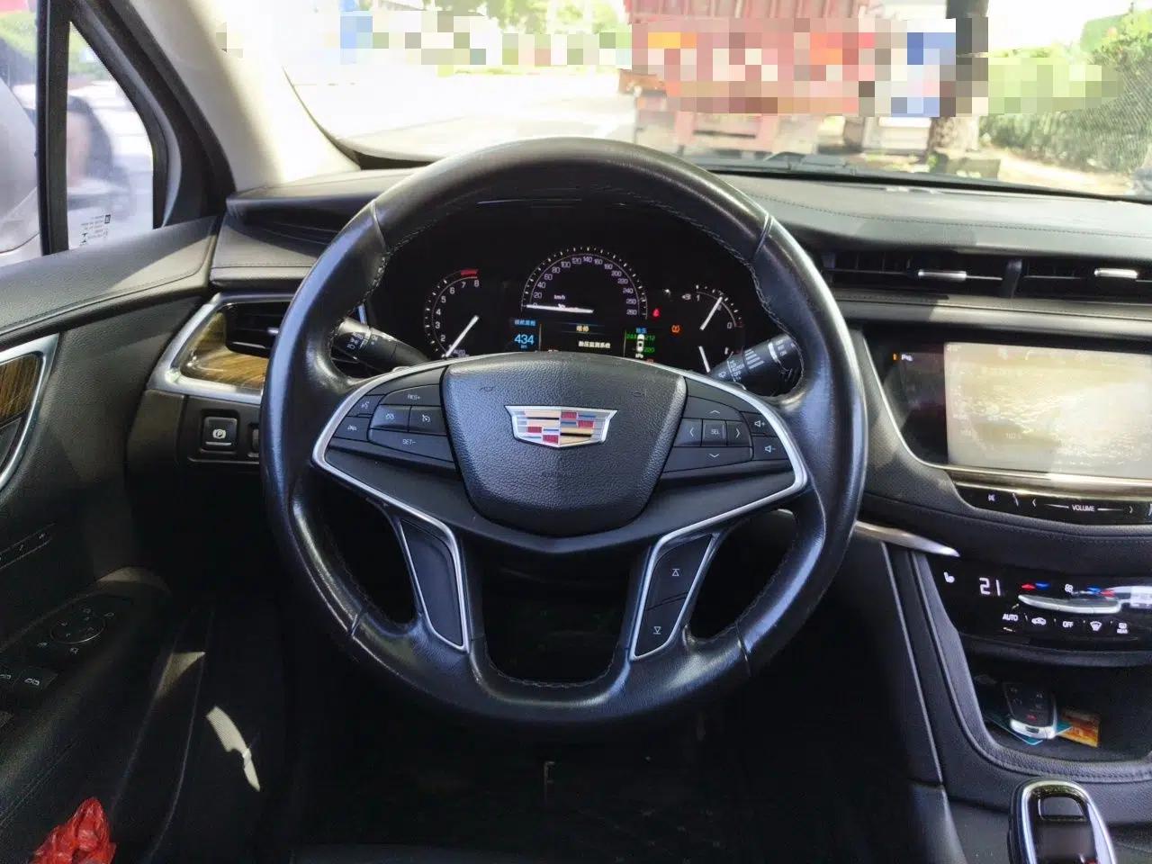 Cadillac XT5 2016 25T Luxury Model — миниатюра 10