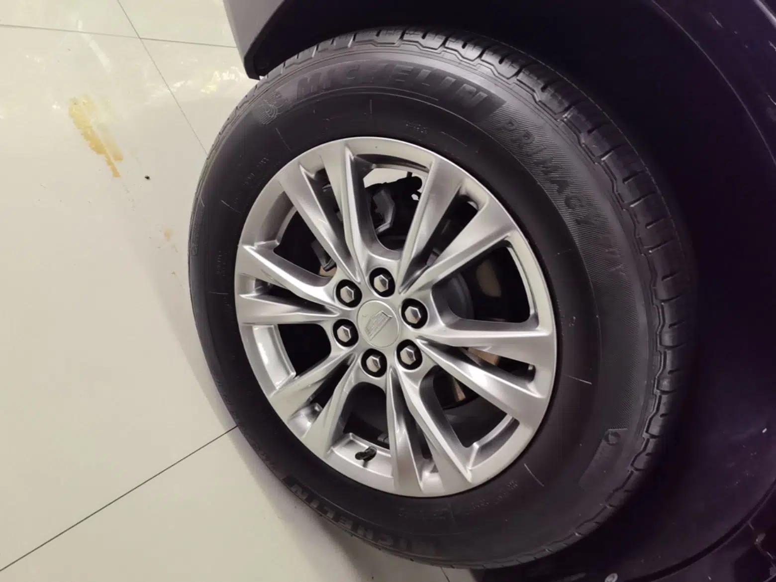 Cadillac XT5 2023 2.0T Two-Wheel-Drive Fashion Edition — миниатюра 11
