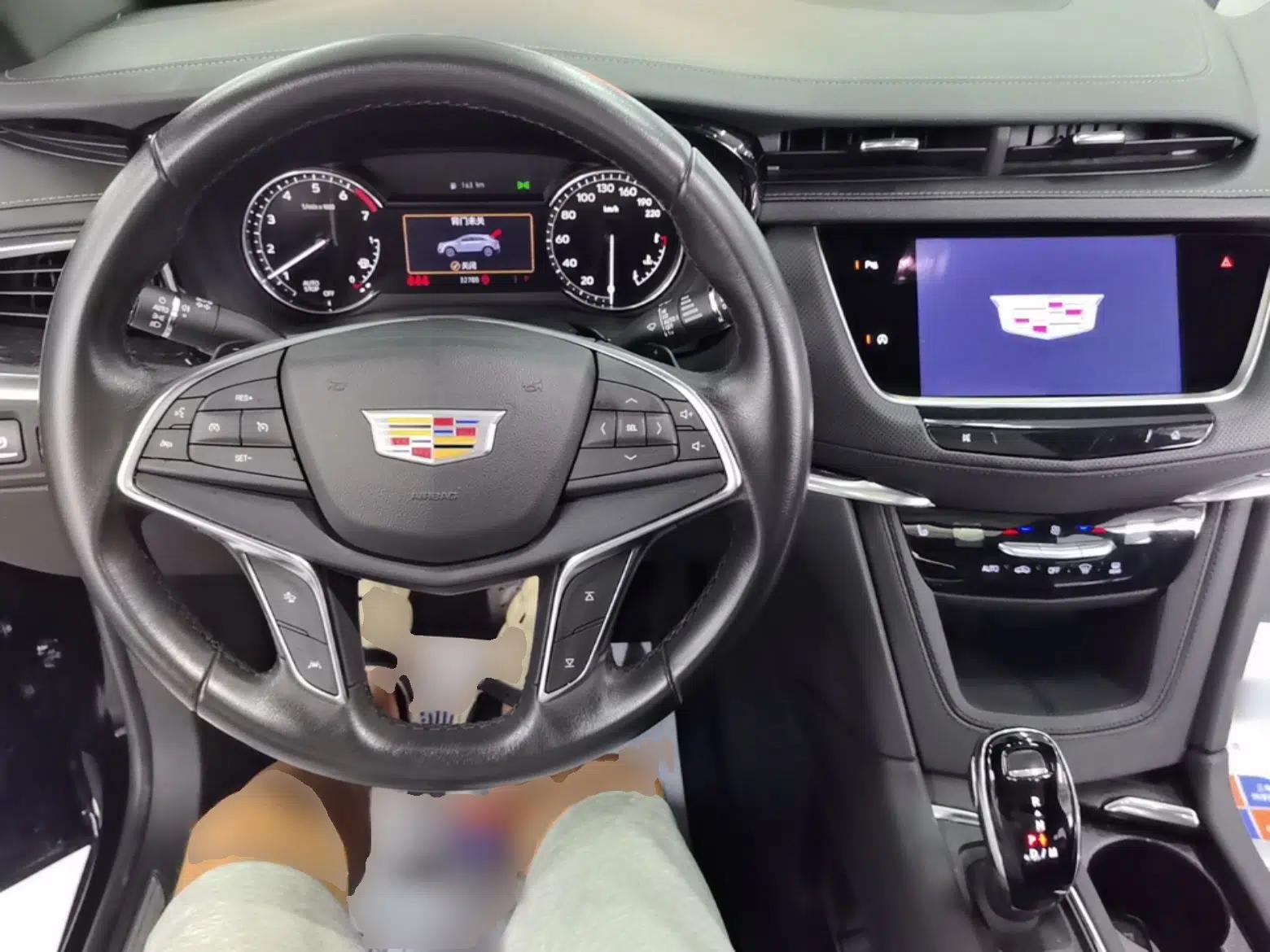 Cadillac XT5 2023 2.0T Two-Wheel-Drive Fashion Edition — миниатюра 12