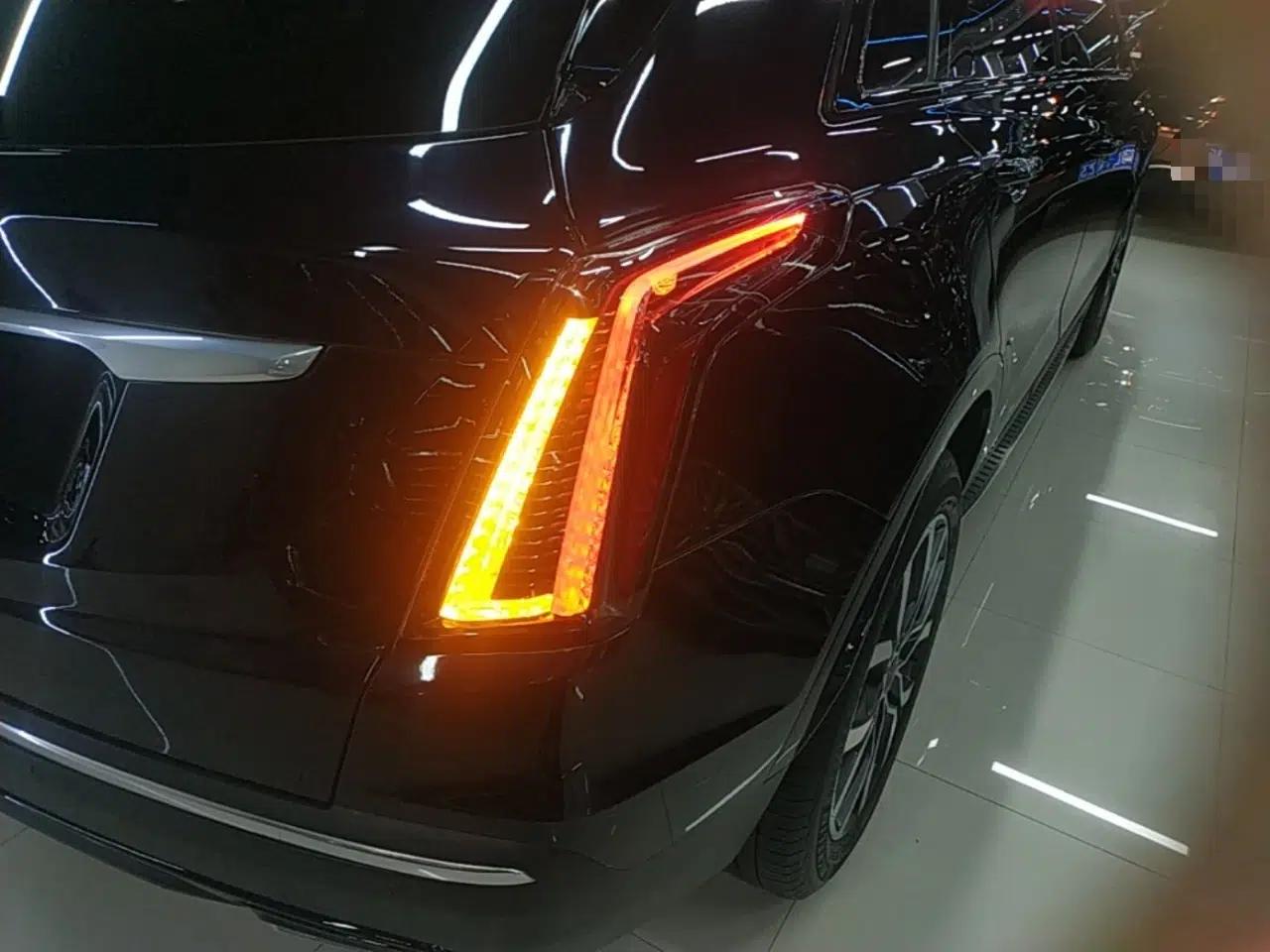 Cadillac XT5 2021 2.0T Four-Wheel Drive Premium Edition — миниатюра 9