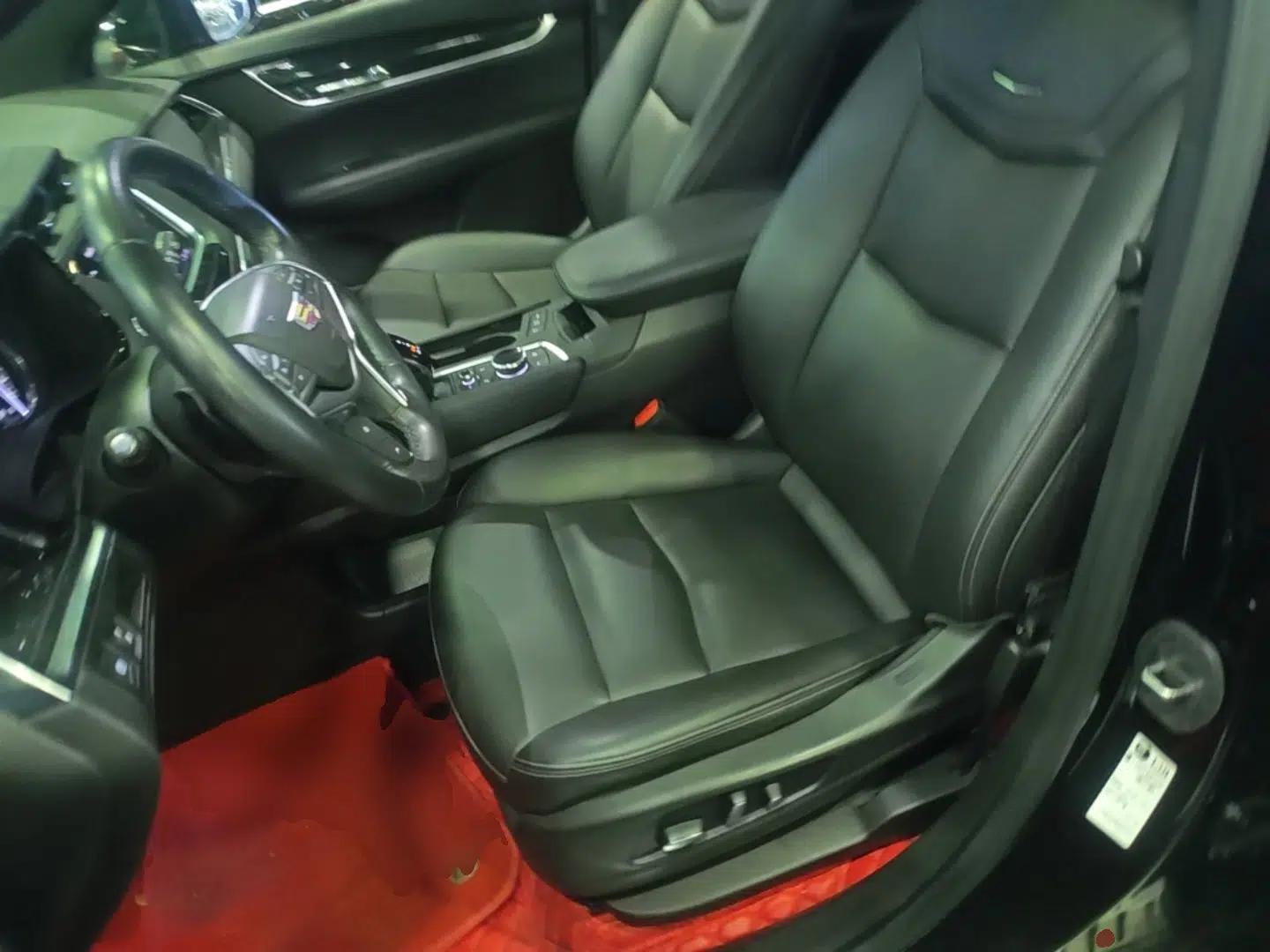 Cadillac XT5 2022 2.0T Four-Wheel Drive Luxury Version — миниатюра 17