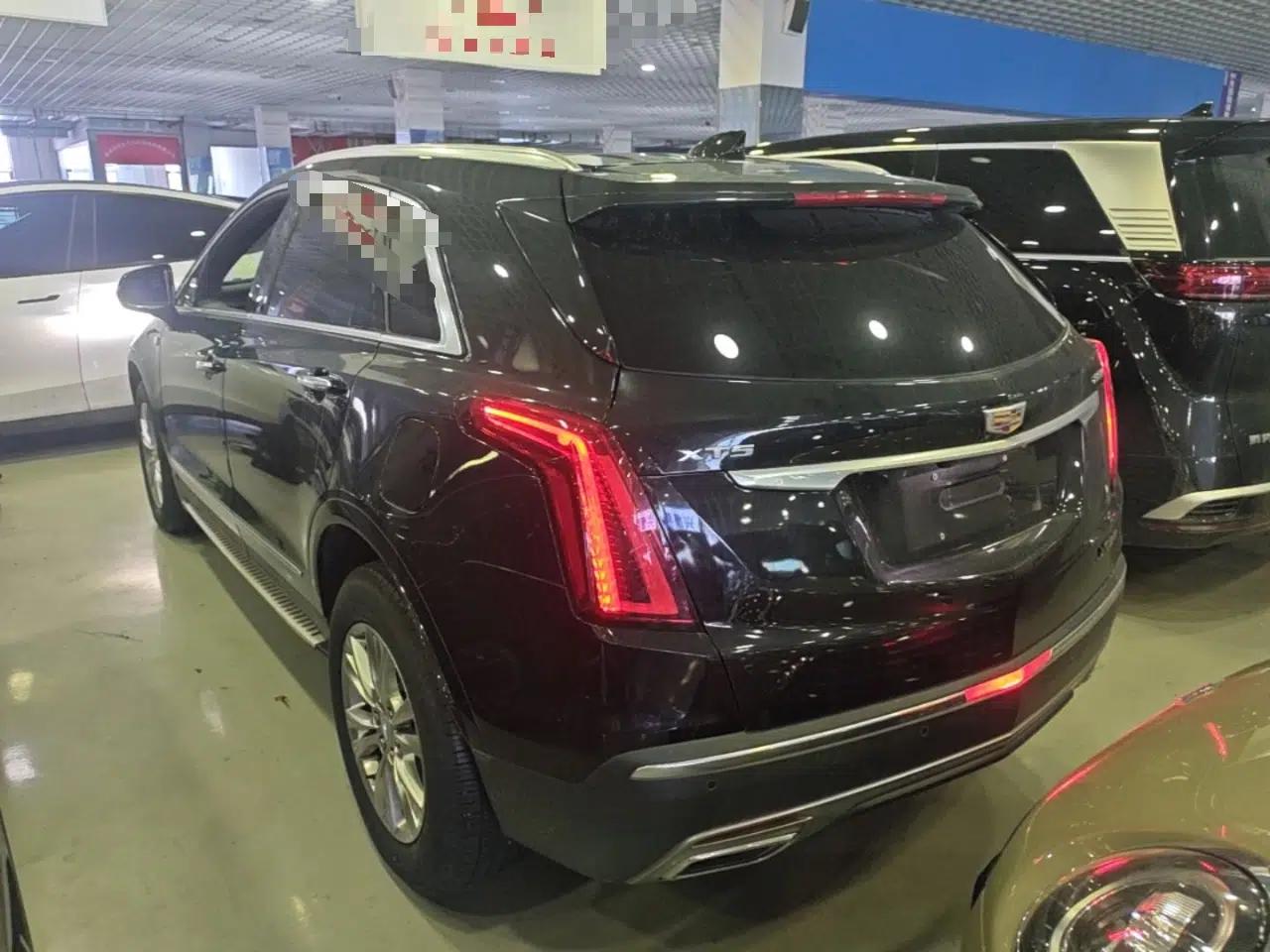 Cadillac XT5 2022 2.0T Four-Wheel Drive Luxury Version — миниатюра 4