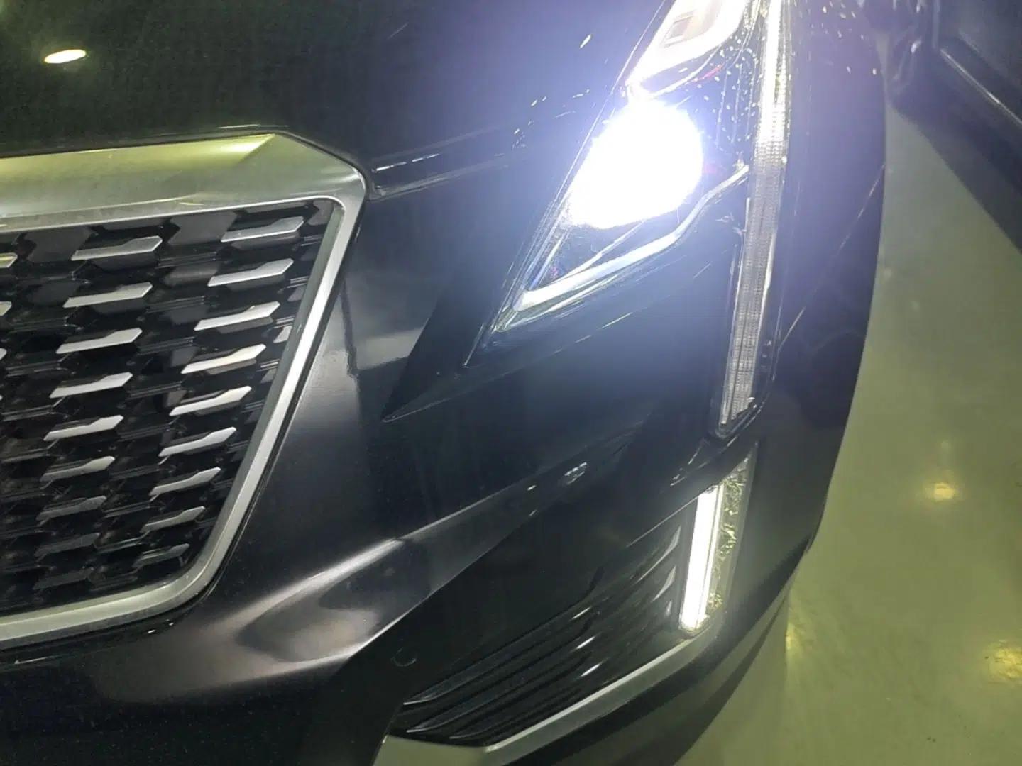 Cadillac XT5 2022 2.0T Four-Wheel Drive Luxury Version — миниатюра 8