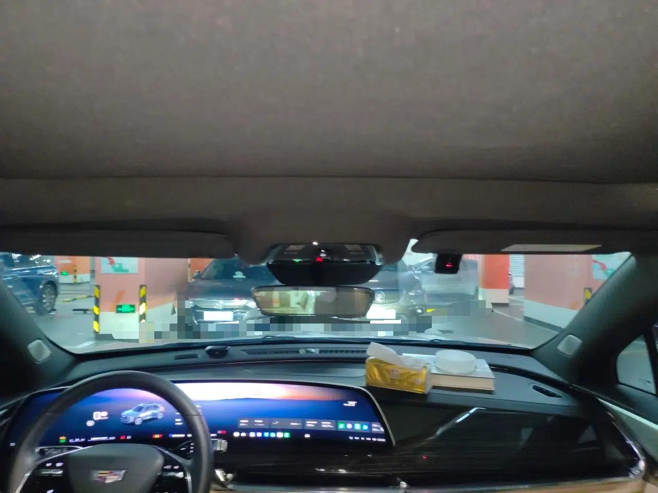 Cadillac XT5 2025 2.0T Prestige Version — миниатюра 18