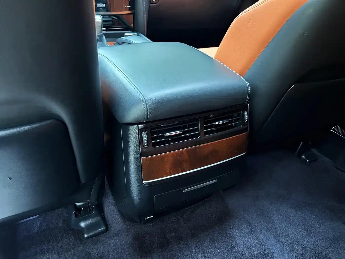 2017 Lexus LX 570 Dynamic Luxury Edition — миниатюра 11