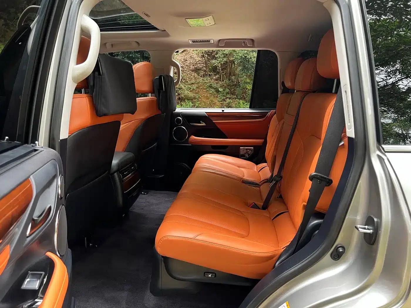 2017 Lexus LX 570 Dynamic Luxury Edition — миниатюра 10