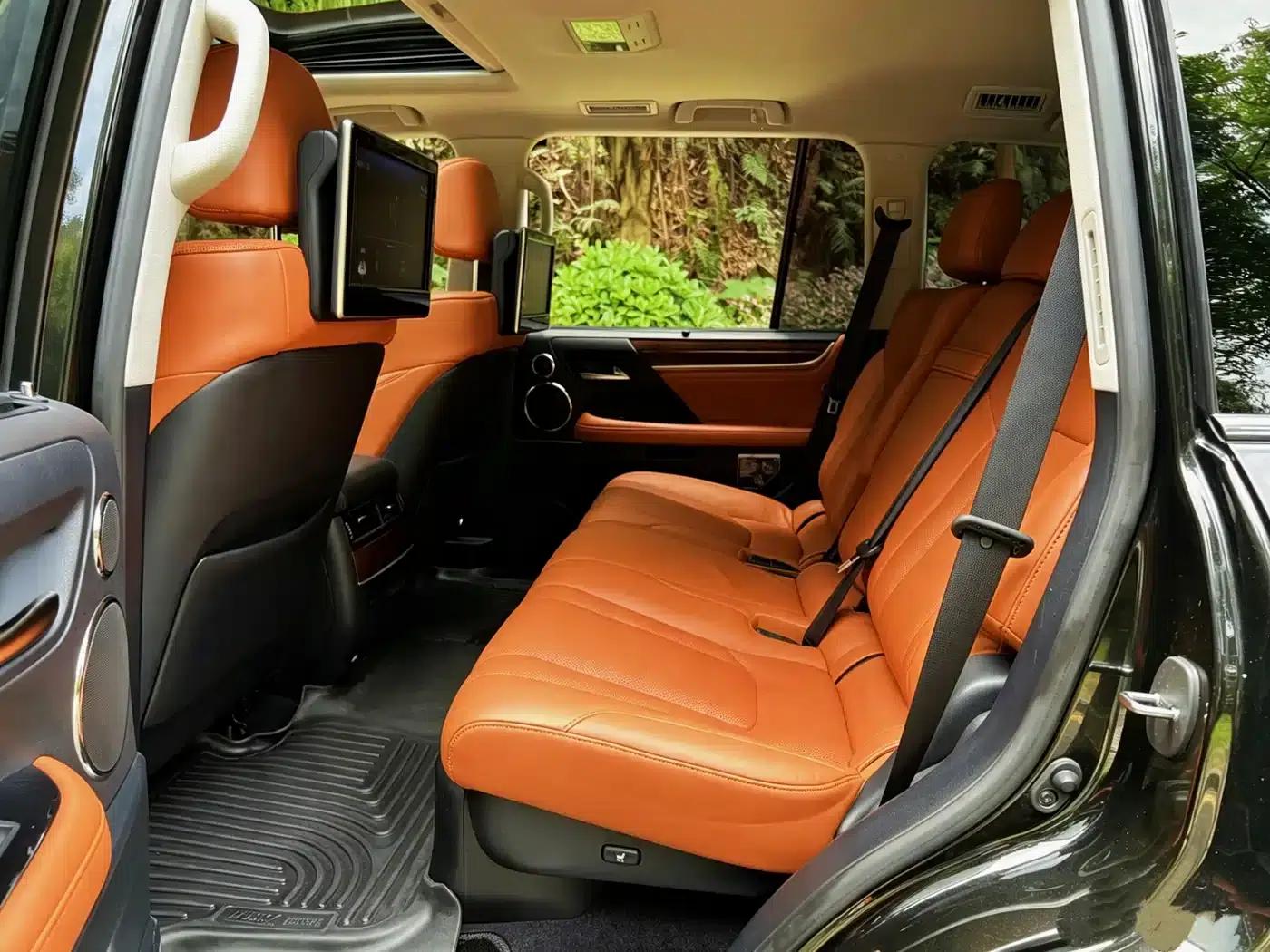 2017 Lexus LX 570 Dynamic Luxury Edition — миниатюра 10