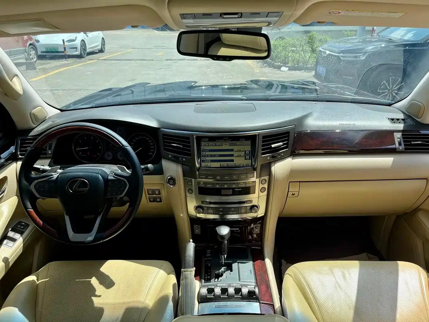 Lexus LX 2009 570 — миниатюра 10