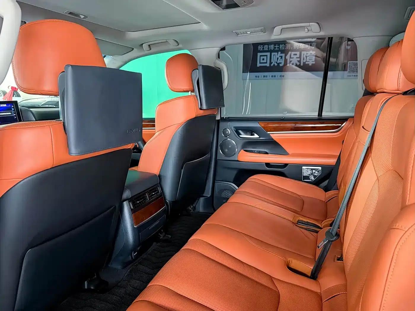 Lexus LX 2019 570 Dynamic Luxury Edition — миниатюра 9
