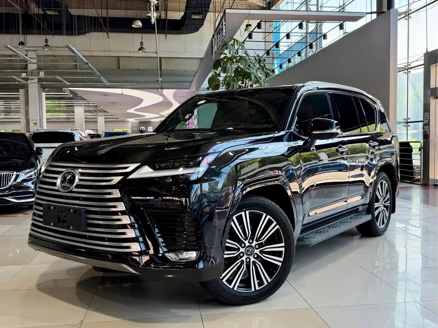 Lexus LX 2025 700h Territory Edition — миниатюра 2