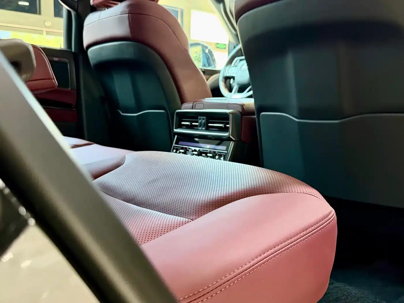 Lexus LX 2025 700h Territory Edition — миниатюра 31