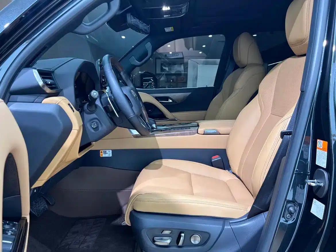 Lexus LX 2025 700h Territory Edition — миниатюра 10