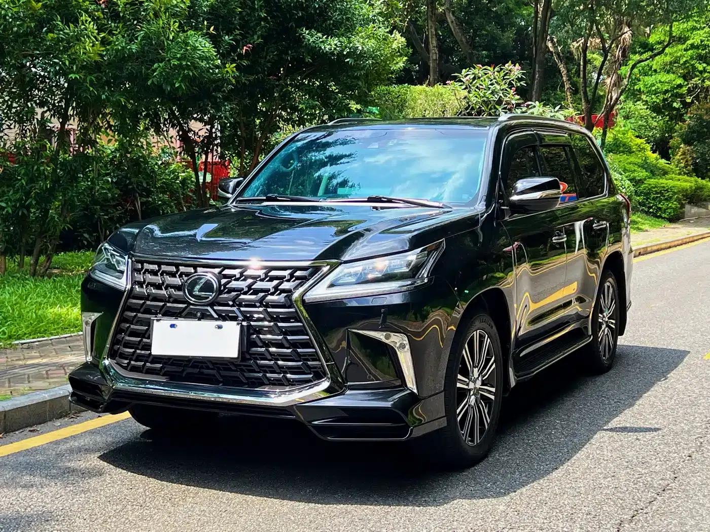Lexus LX 2019 570 Premium Luxury Edition — миниатюра 1
