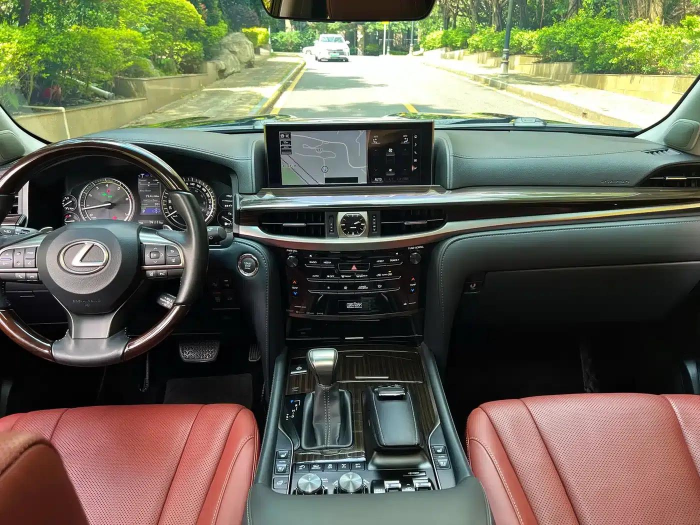 Lexus LX 2019 570 Premium Luxury Edition — миниатюра 4