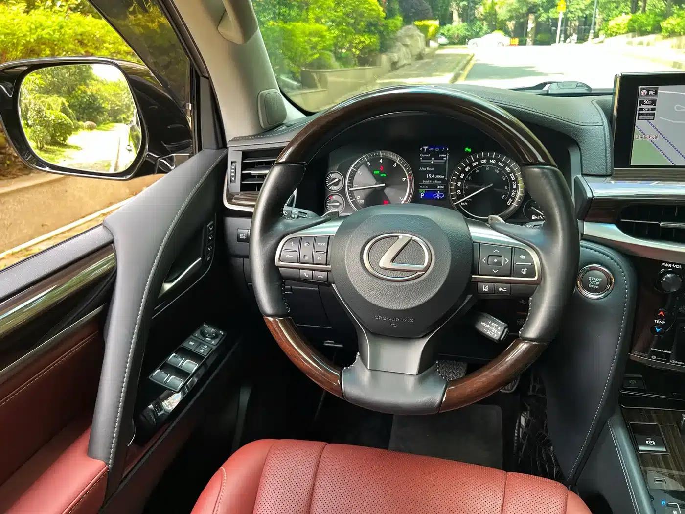Lexus LX 2019 570 Premium Luxury Edition — миниатюра 6