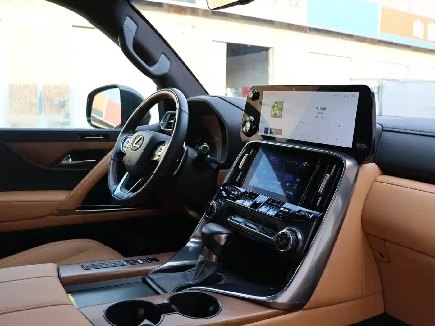 2025 Lexus LX 600 Luxury Edition — миниатюра 16