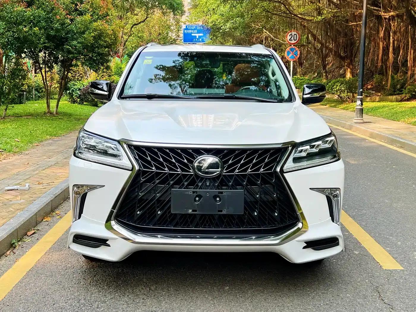 Lexus LX 2019 570 Pinnacle Edition — миниатюра 2