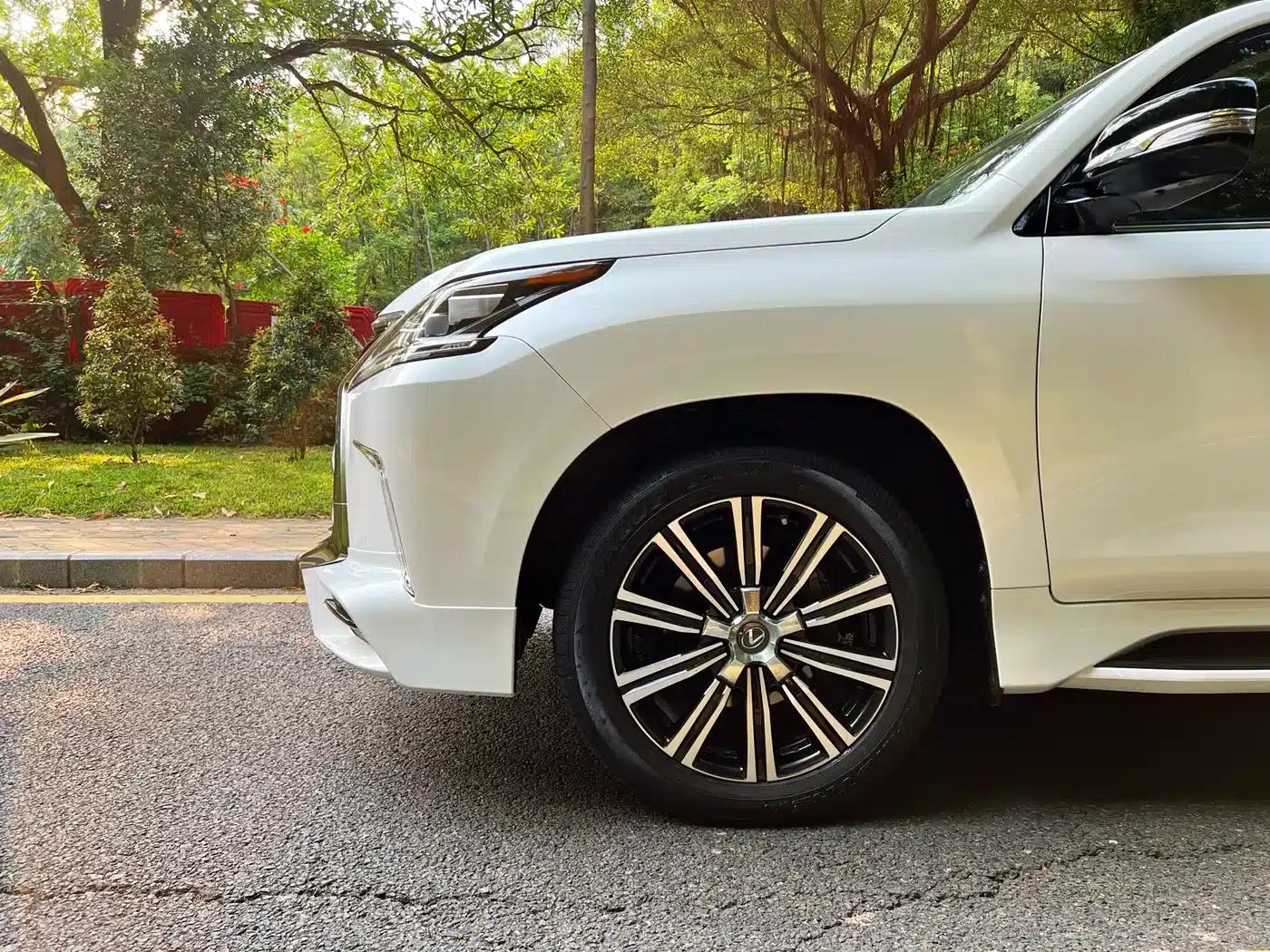 Lexus LX 2019 570 Pinnacle Edition — миниатюра 18