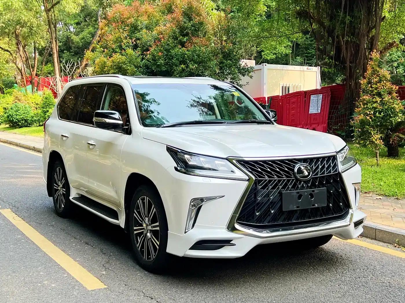 Lexus LX 2019 570 Pinnacle Edition — миниатюра 3