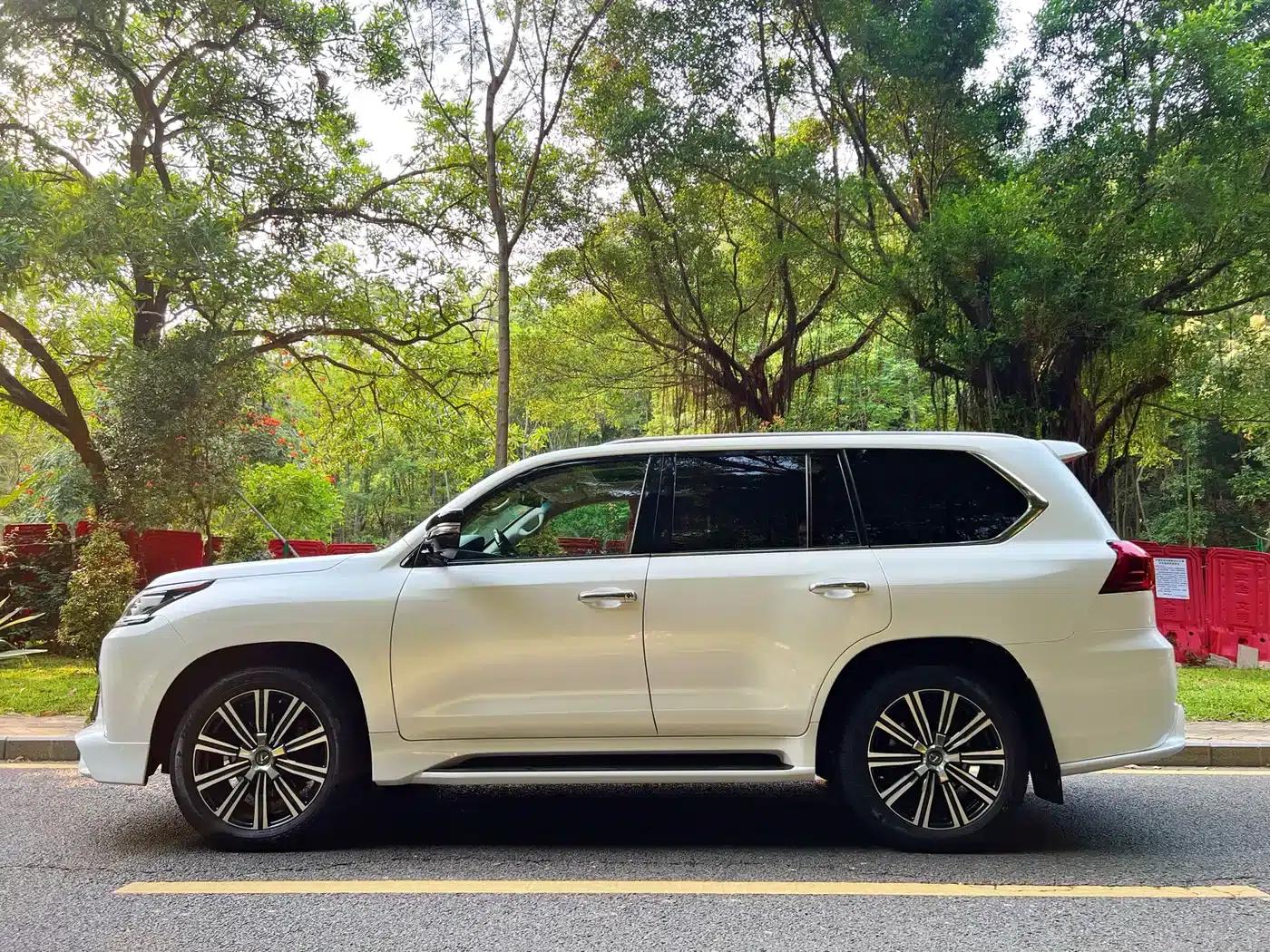 Lexus LX 2019 570 Pinnacle Edition — миниатюра 22