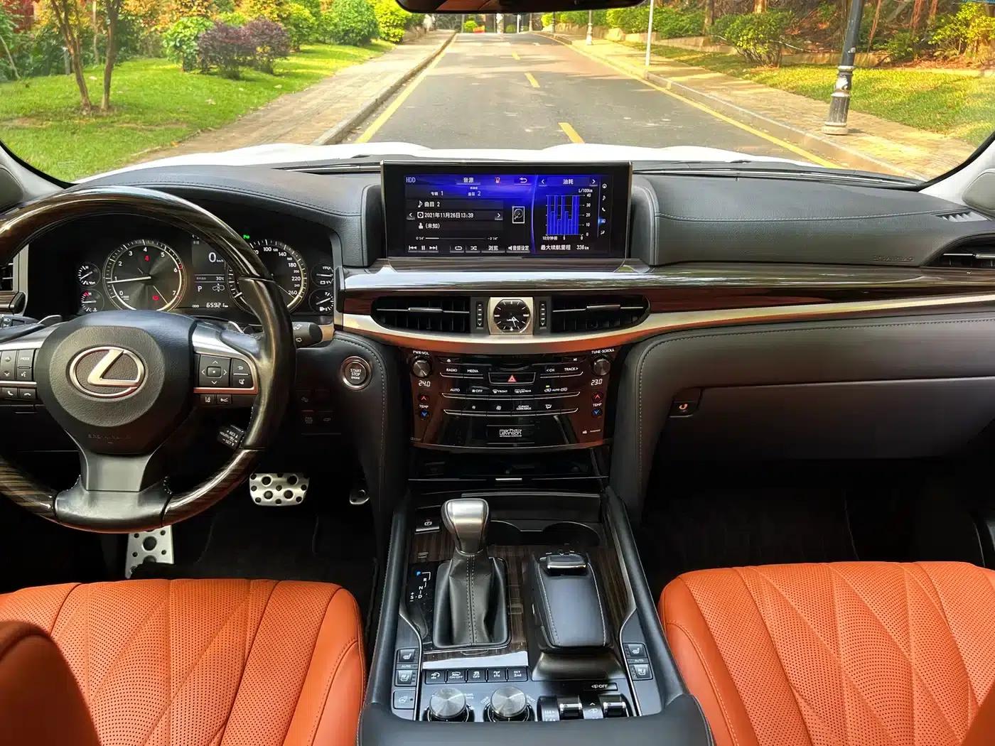 Lexus LX 2019 570 Pinnacle Edition — миниатюра 5