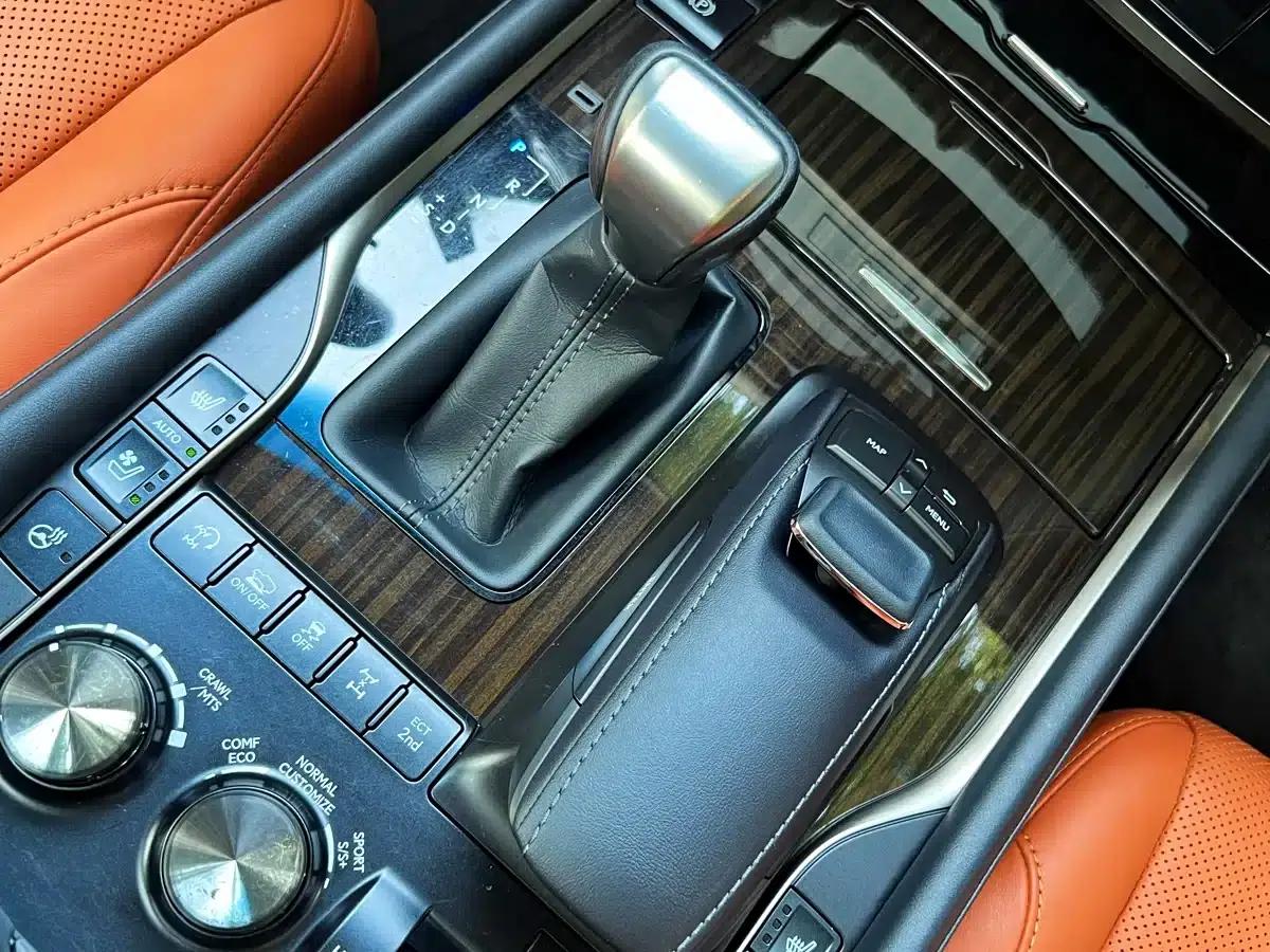 Lexus LX 2019 570 Pinnacle Edition — миниатюра 8