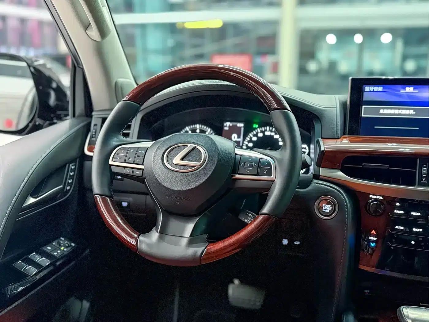 Lexus LX 2019 570 Premium Luxury Edition — миниатюра 12