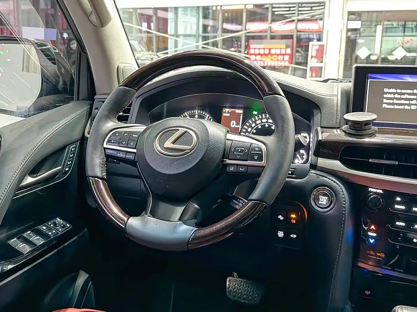 Lexus LX 2019 570 Premium Luxury Edition — миниатюра 8