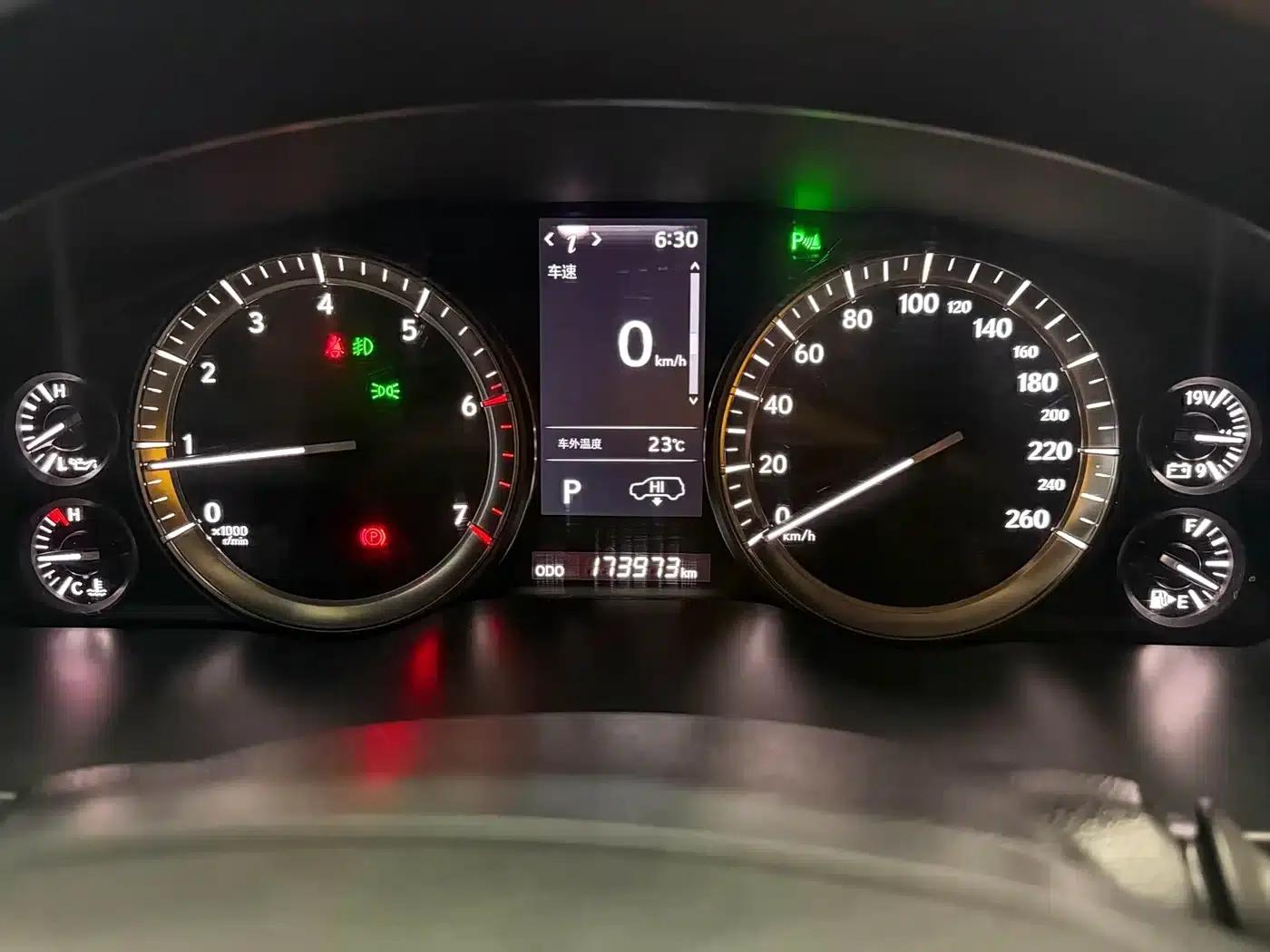Lexus LX 2019 570 Dynamic Luxury Edition — миниатюра 10