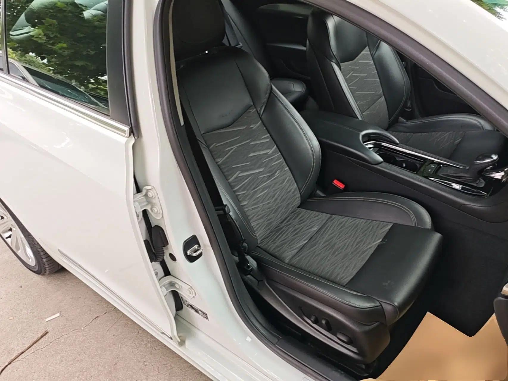 Cadillac ATS-L 2014 25T Comfort Model — миниатюра 19