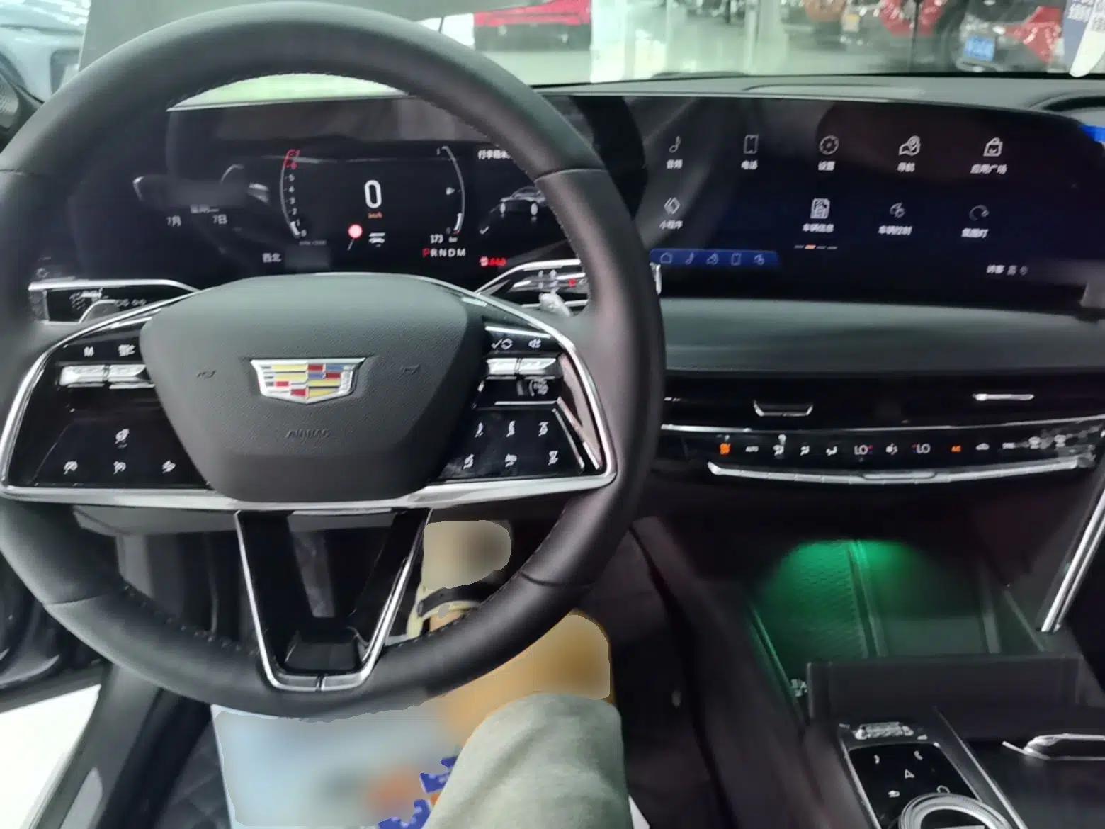 Cadillac CT6 2023 28T Luxury Version — миниатюра 17