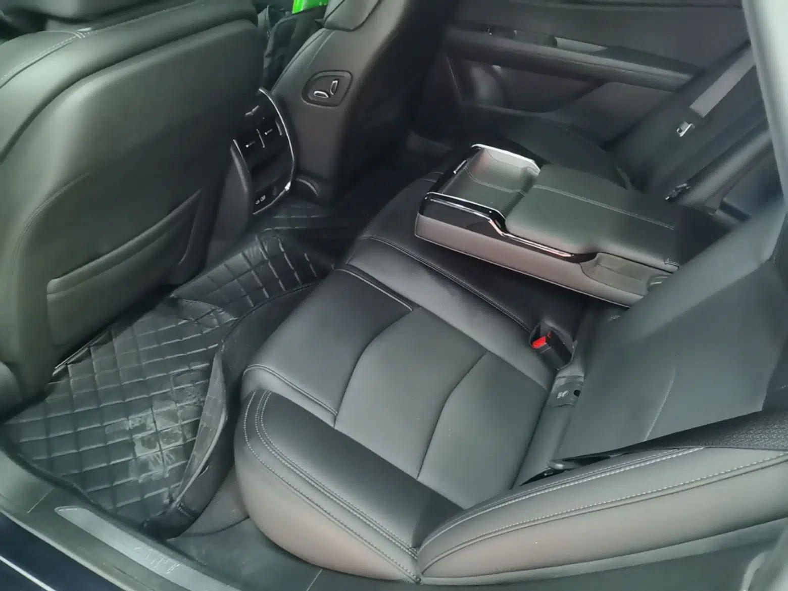 Cadillac CT6 2023 28T Luxury Version — миниатюра 25