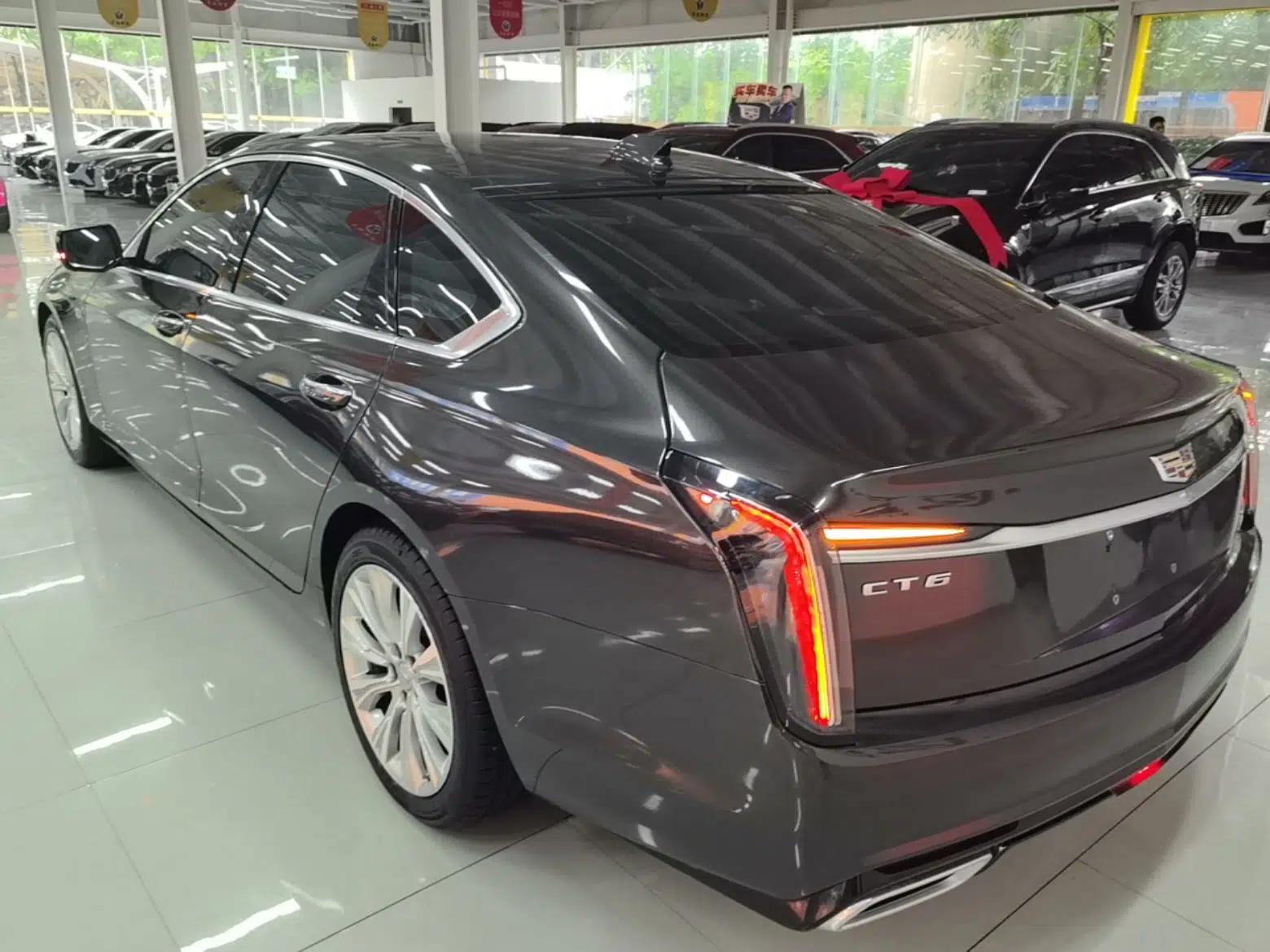 Cadillac CT6 2023 28T Luxury Version — миниатюра 4