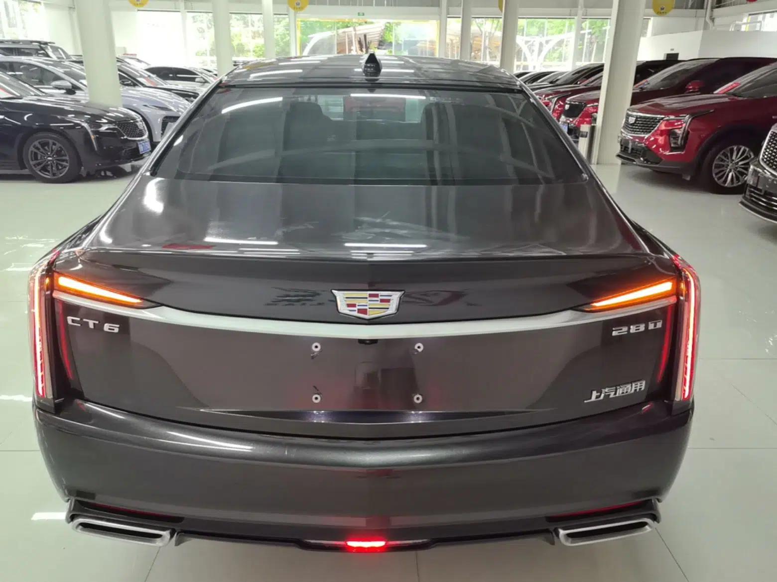 Cadillac CT6 2023 28T Luxury Version — миниатюра 5