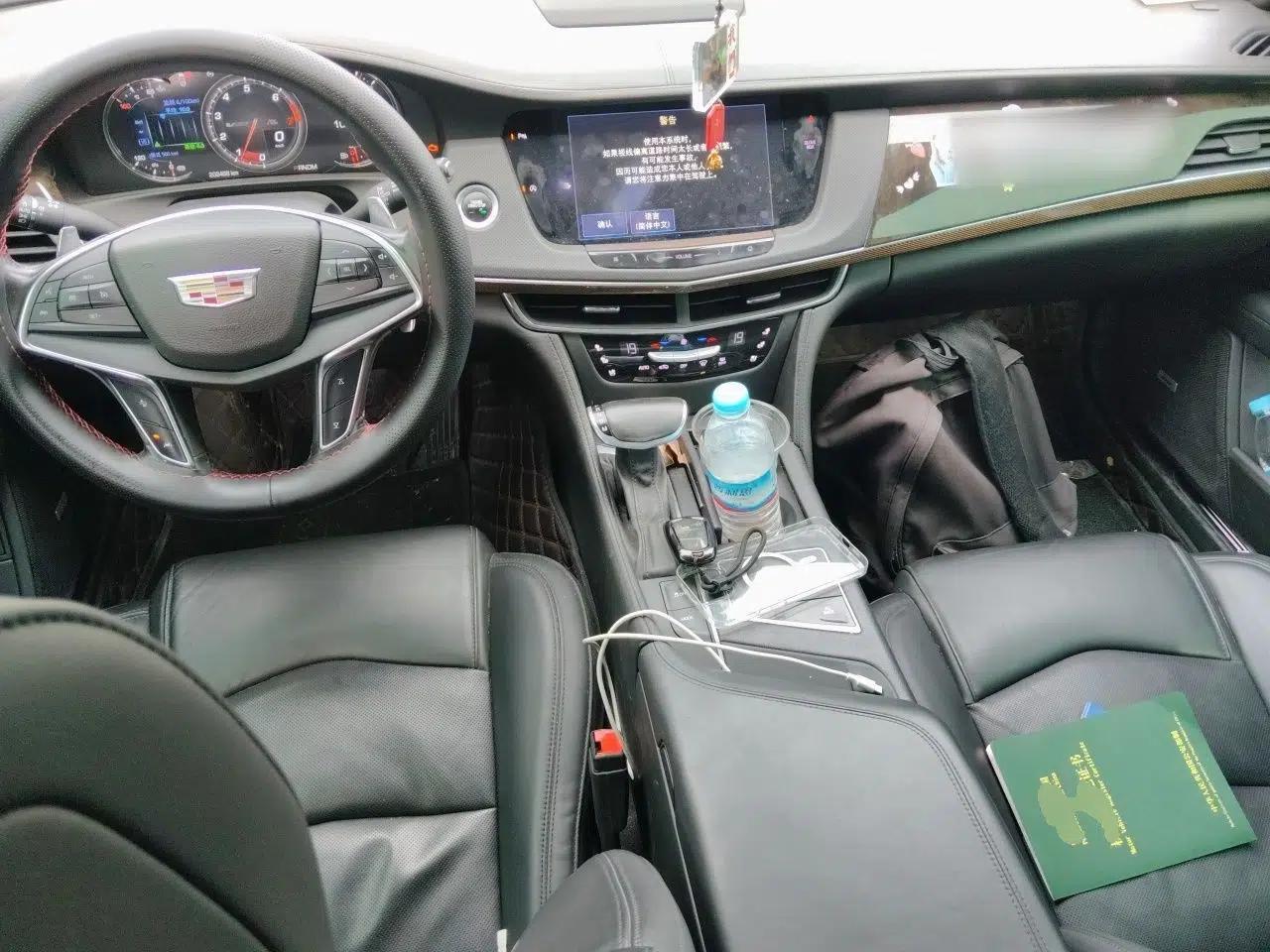 Cadillac CT6 2016 40T Luxury Model — миниатюра 9