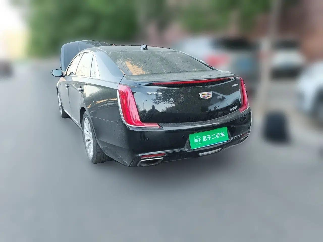 Cadillac XTS 2018 28T Elite Edition — миниатюра 4
