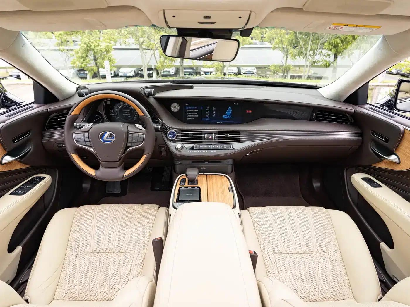 Lexus LS 2018 500h Luxury Edition (China V emission standard) — миниатюра 13