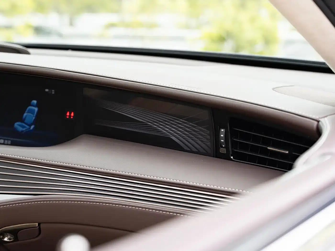 Lexus LS 2018 500h Luxury Edition (China V emission standard) — миниатюра 20