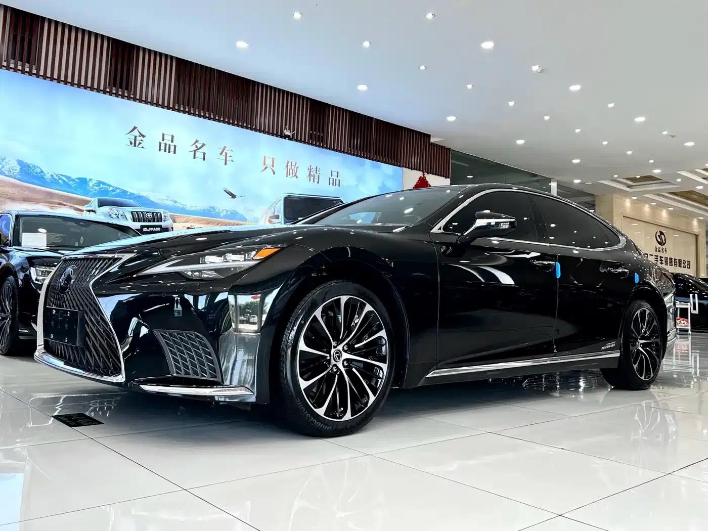Lexus LS 500h Executive Edition 2021 — миниатюра 2