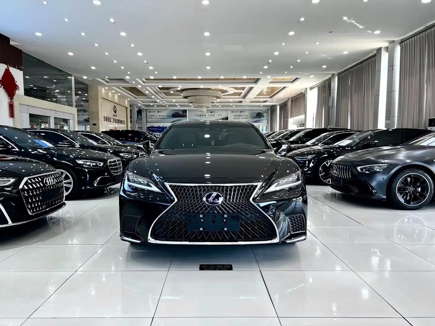 Lexus LS 500h Executive Edition 2021 — миниатюра 3