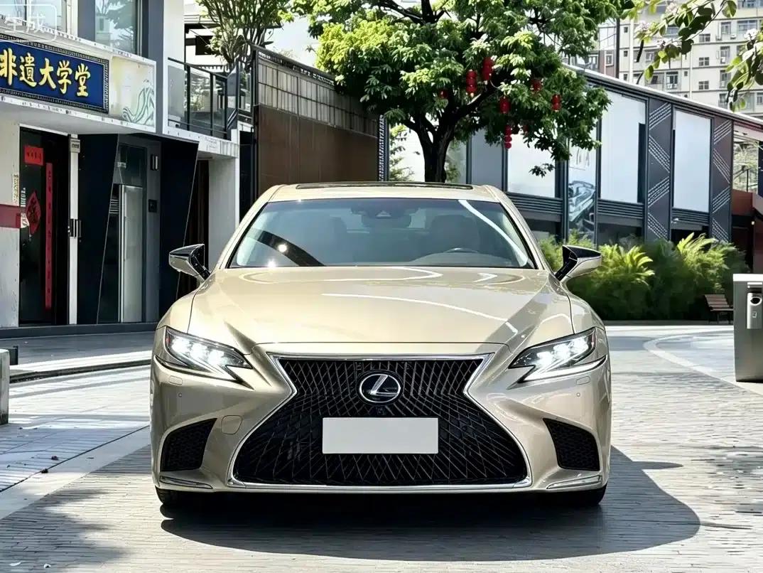 Lexus LS 2018 500h Premium Edition (China V Emission Standard) — миниатюра 2