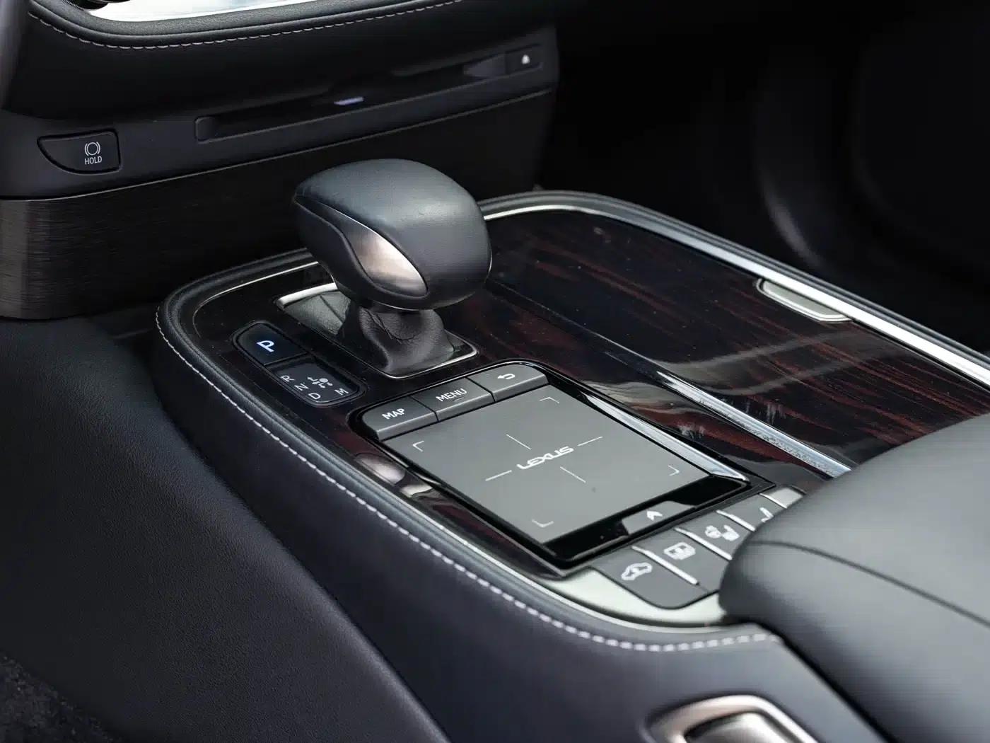 Lexus LS 2021 500h Luxury Edition — миниатюра 15